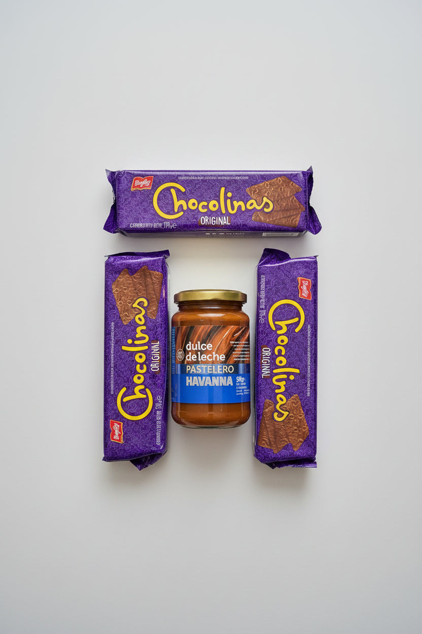 Galletas de chocolate y pote de dulce de leche